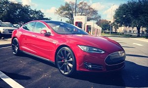 Tesla Model S P85D Delivery Video - Everything About the Supercar Killer
