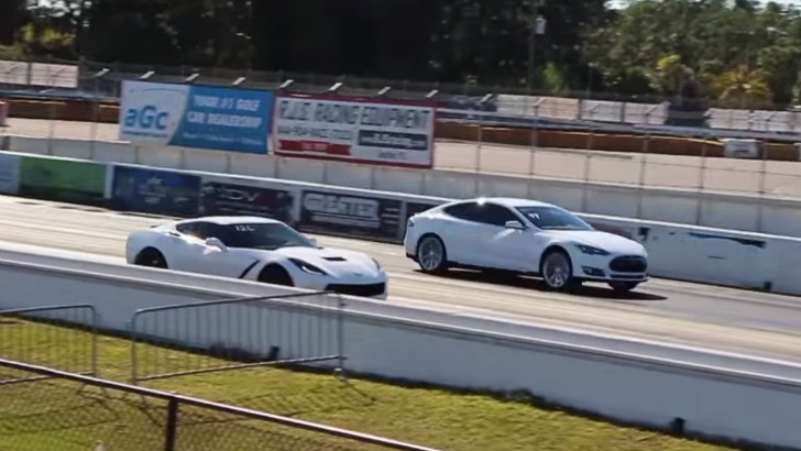 Tesla Model S P85D vs 2015 Corvette Stingray Z51