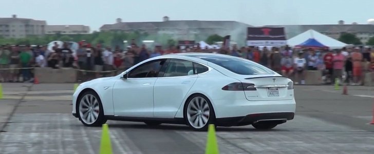 Tesla Model S Autocross