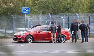 Tesla Model S Plaid Attempts Nurburgring Record But Doesn't Improve Time