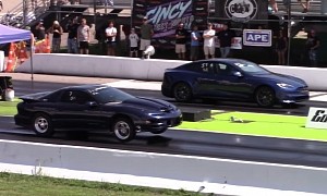 Tesla Model S Plaid Drags Camaro SS and Firebird Trans Am, Gets a Nasty Surprise