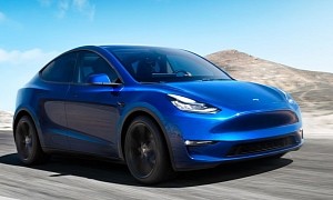 Tesla Model Y Crashes for No Apparent Reason, Breaks Wall Lining in a Tunnel