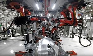 Tesla Production Figures Reach 2,000 Units a Week, on Course to Meet Its Goals