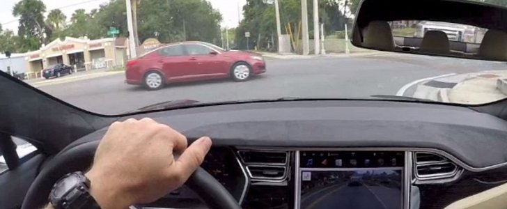 Tesla Autopilot 2 Test