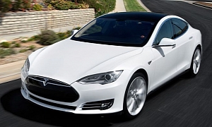 Tesla Recalling Model S Wall Chargers