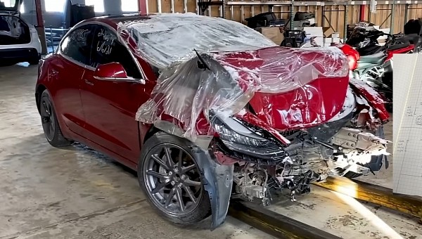 Rich Rebuilds bought this totaled Model 3 to make a diesel vehicle