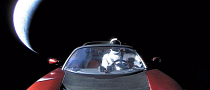 Tesla Roadster Becomes First Car to Orbit the Sun With No Help from Planet Earth