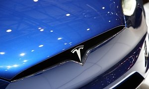 Tesla's Q1 Deliveries Miss Out on Expectations, Shares Drop Slightly