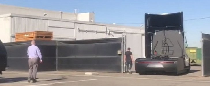 Tesla Semi prototype