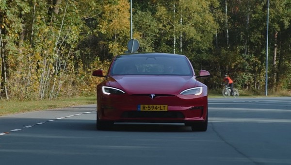 Tesla Model S Plaid in Holland