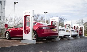 Tesla Strikes Back at the 350 kW Chargers Promised by Carmakers Conglomerate