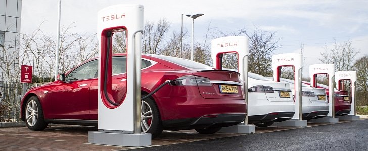 Tesla Model S EVs charging