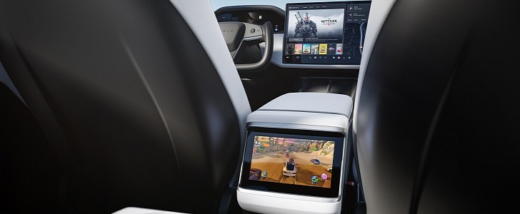 Tesla Warns Owners To Not Skip the New 2022.4 Update