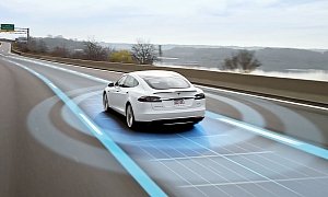 Tesla Will Share Its Autopilot Data with the US Department on Transportation