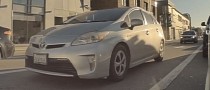 Teslacam Captures Shocking Footage of Prius Owners Getting Robbed In California