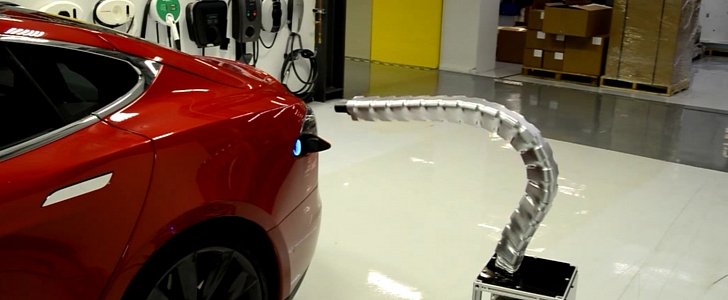 Tesla autonomous metallic snake charger