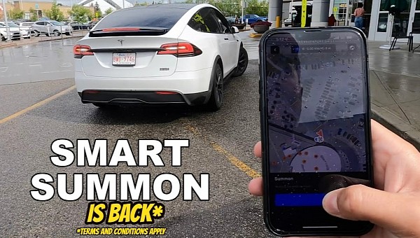 Tesla Model X with Smart Summon