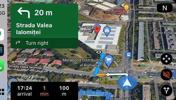 Google Maps navigation on Apple CarPlay