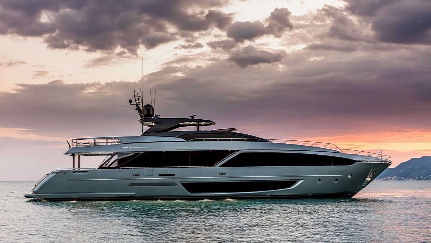 Starfire is a gorgeous Riva 110' Dolcevita delivered in 2022