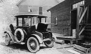 The 1916 Detroit Electric Runabout Had the Same Range as Your Nissan Leaf