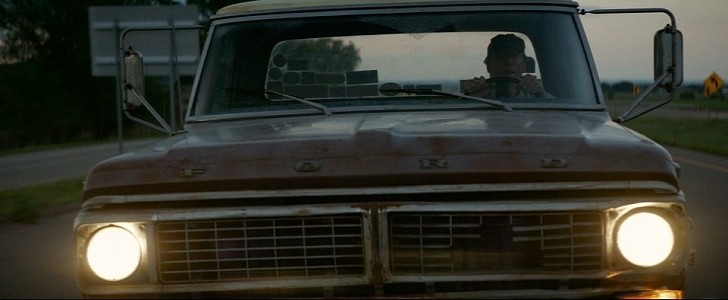 Clint Eastwood Driving 1972 Ford F-250 in The Mule