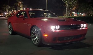 The 2022 Dodge Challenger SRT Jailbreak Looks and Sounds Great at Night, Hear It in 3D