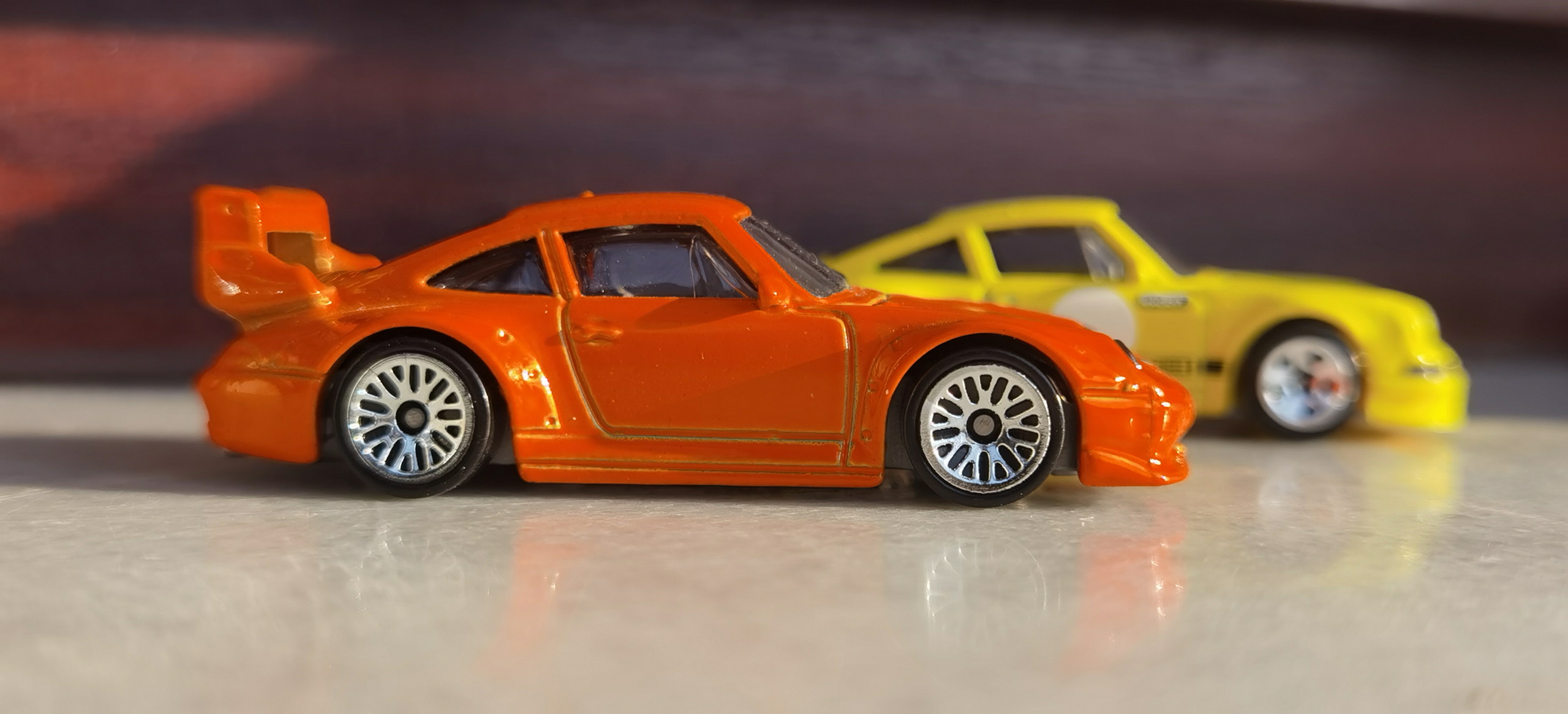 Loose Hot Wheels - Porsche Carrera GT - Blue and Silver