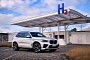 The 400-HP BMW iX5 Hydrogen Raves 313 Miles of Range and 100 Miles-per-Pound Fuel Economy