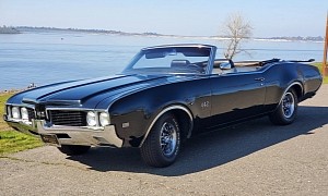 The 442 Badge on This 1969 Oldsmobile Is an Understatement, Flexes Big Muscle