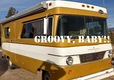 The ‘60s Glastron Motorhome: A “Space-Age” Fiberglass RV with Everything Onboard