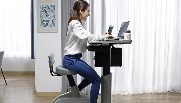 The eKinekt BD 3 is a bike desk that puts a sustainable and healthier spin on your working hours