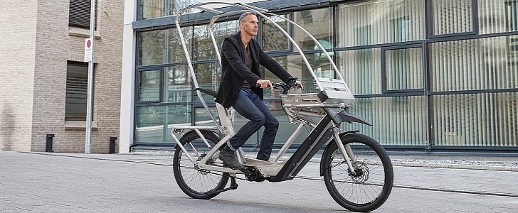The AllWeatherBike AWB is a "convertible" e-bike that promises to keep you riding even when the weather turns bad
