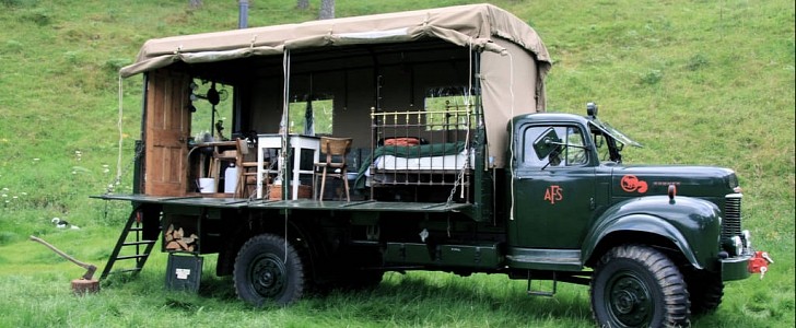 The Beermoth Is How You Turn a ‘56 Commer Q4 Fire Truck Into Fancy Glamping