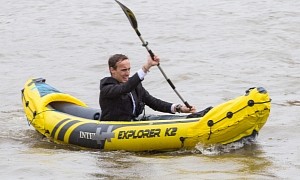The Best Way to Beat Rising Gas Prices, Public Transport Strikes Is by Kayaking to Work