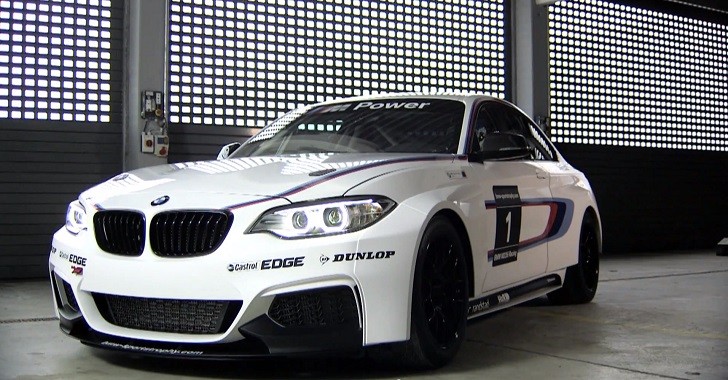 BMW m235i Racing
