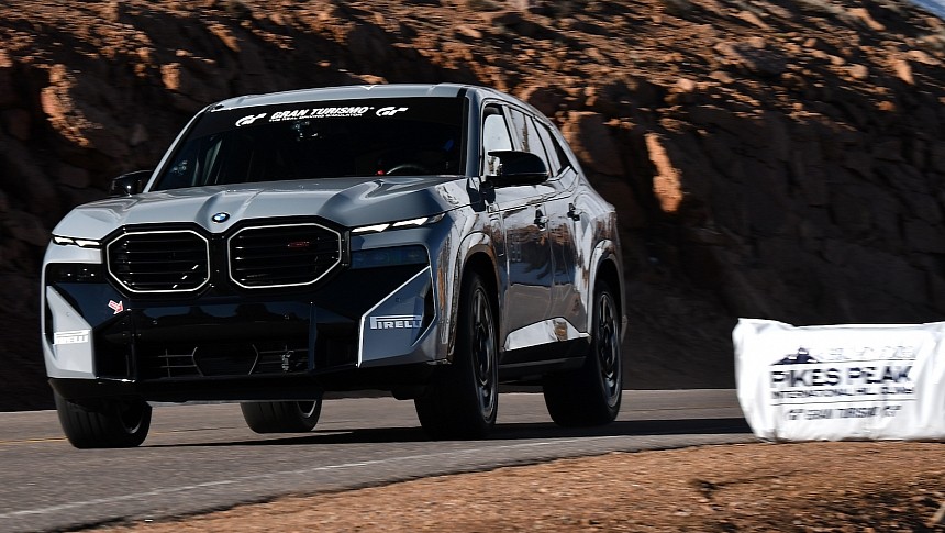 The BMW XM sets record for hybrid production SUV at Pikes Peak