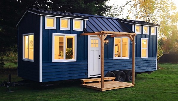Charming Little Blue Cottage - Tiny House Pins