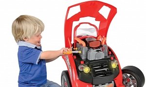 The Car Lover’s Engine Repair Set Is Your Kid’s Dream Gift