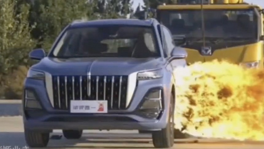 The Hongqi HS5 seems to be a fortress on wheels