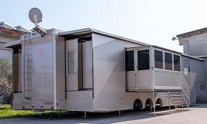The CMC Elyse Trailer Is the Kind of Luxury Mobile Estate That Rivals an Actual Villa