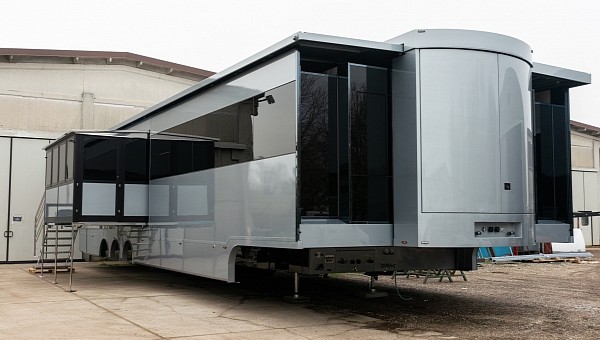 The Valiha trailer is a 20221 custom project from CMC Caravan, using plenty of wood and natural stone
