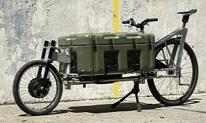 The CW&T Penny Pelican e-Bike Is How You Haul Cargo With Retro Flair