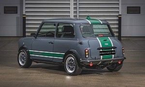 The David Brown Mini Remastered Oselli Edition Takes Over 1,400 Hours to Build
