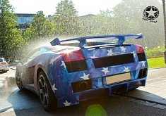 "The First Avenger" Lamborghini Changes Colors When Wet