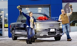 The First Ford F-150 Lightning Arrives in Europe, It Was Bought by "Family Tall"
