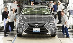 The First Lexus Ever Made in the US Rolled Off the Production Line in Kentucky