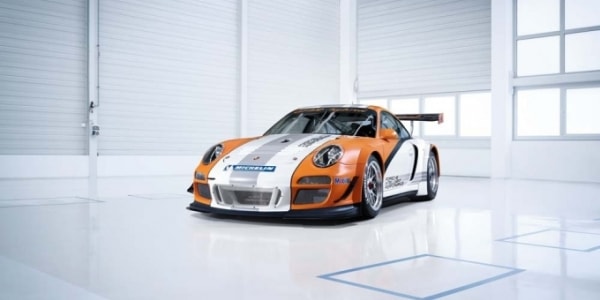 Porsche 911 GT3 R hybrid