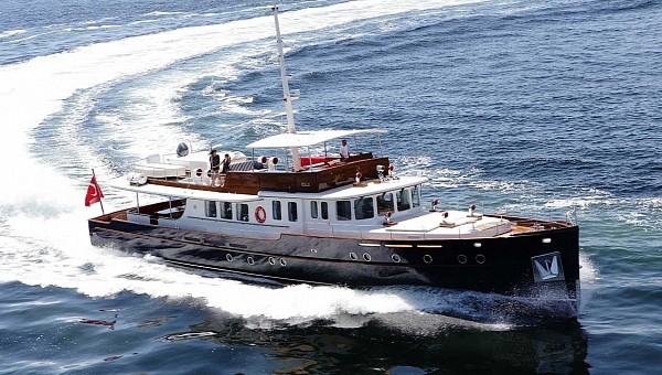 The 2013 Darwin is a modern version of a Gentleman's Yacht