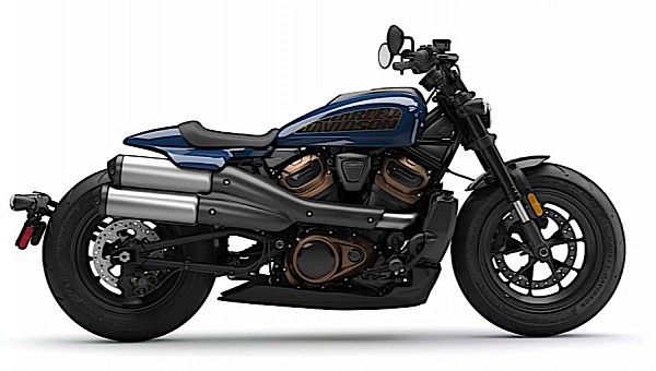 Harley-Davidson Sportster S leads a pack of three American Sport bikes