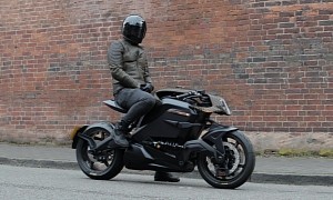 High-End, $111K Arc Vector E-Motorcycle Stands Out With a Unique Carbon Monocoque